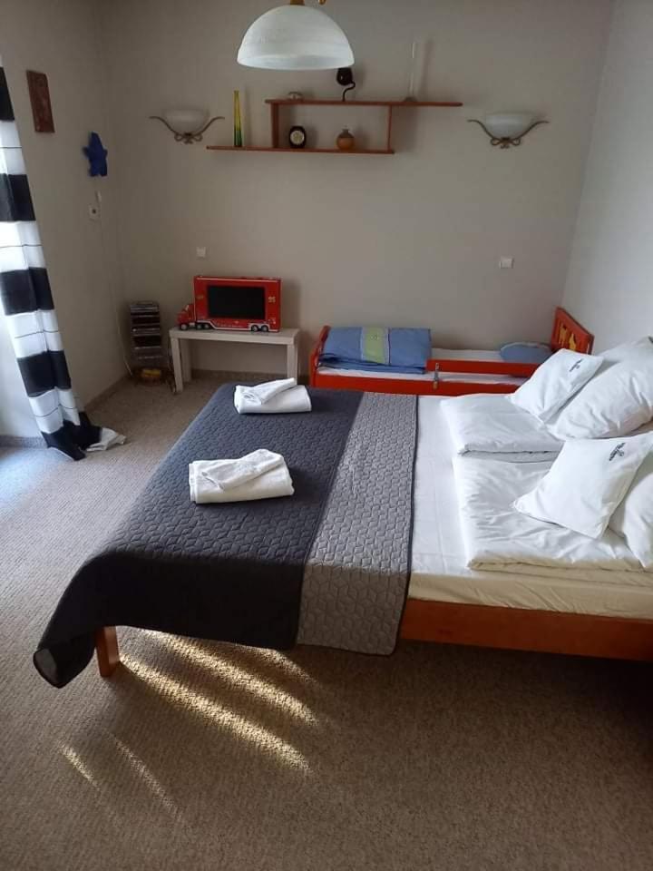 Villa Falsztyn Holiday Home Kültér fotó