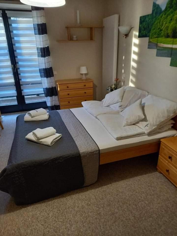 Villa Falsztyn Holiday Home Kültér fotó
